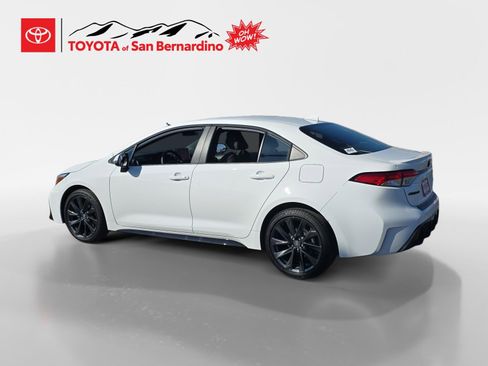Certified 2026 Toyota Corolla SE FWD image 3