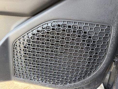 Used 2025 Toyota Tacoma SR5 image 32