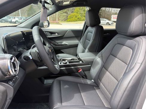 New 2026 Chevrolet Equinox LT image 10