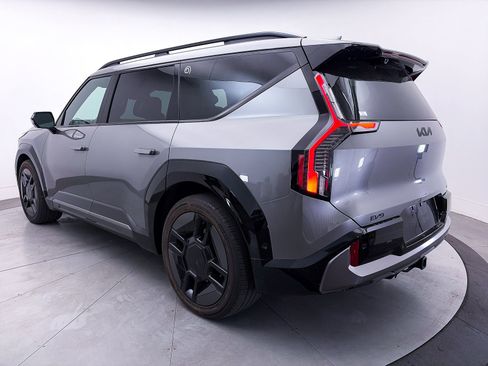 Used 2024 Kia EV9 GT-Line image 16