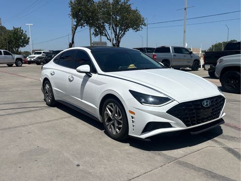 Used 2021 Hyundai Sonata SEL w/ Convenience Package FWD image 3