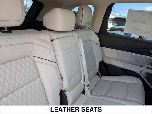 New 2026 Lincoln Nautilus Black Label w/ Jet Appearance Package image 13