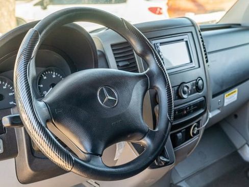 Used 2016 Mercedes-Benz Sprinter 3500 image 24