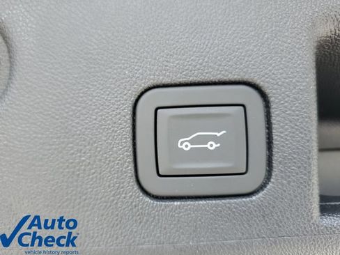 Used 2022 Chevrolet Equinox LT FWD image 11