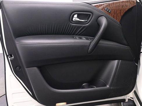 Used 2020 Nissan Armada Platinum w/ Captain's Chairs Package AWD/4WD image 13