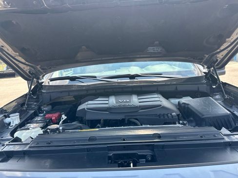 Used 2021 Nissan Titan SV w/ SV Convenience Package AWD/4WD image 41