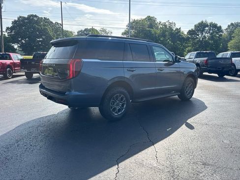New 2027 Ford Expedition Active RWD image 3