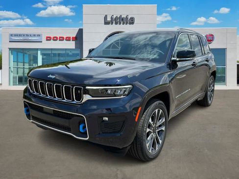 New 2024 Jeep Grand Cherokee Overland w/ Advanced Protech Group III image 2