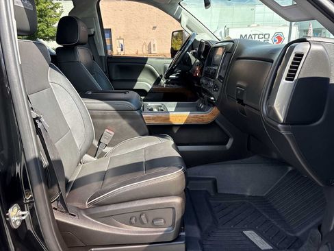 Used 2019 Chevrolet Silverado 2500 High Country w/ Duramax Plus Package AWD/4WD image 26