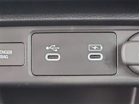 Used 2025 Honda Civic Sport image 23