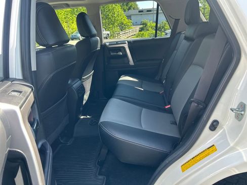Certified 2024 Toyota 4Runner SR5 Premium w/ Moonroof Package AWD/4WD image 28