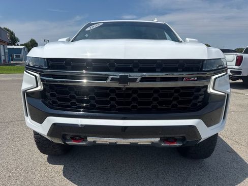Used 2022 Chevrolet Tahoe Z71 w/ Luxury Package AWD/4WD image 10