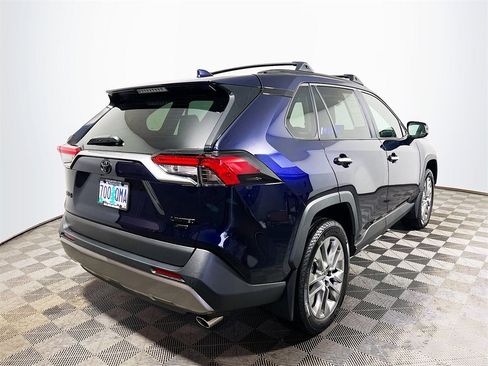 Used 2025 Toyota RAV4 Limited image 8