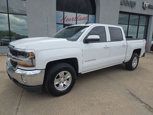 Used 2017 Chevrolet Silverado 1500 LT w/ All Star Edition AWD/4WD image 3