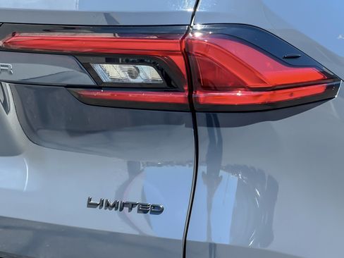 Certified 2024 Toyota Grand Highlander AWD Hybrid image 27