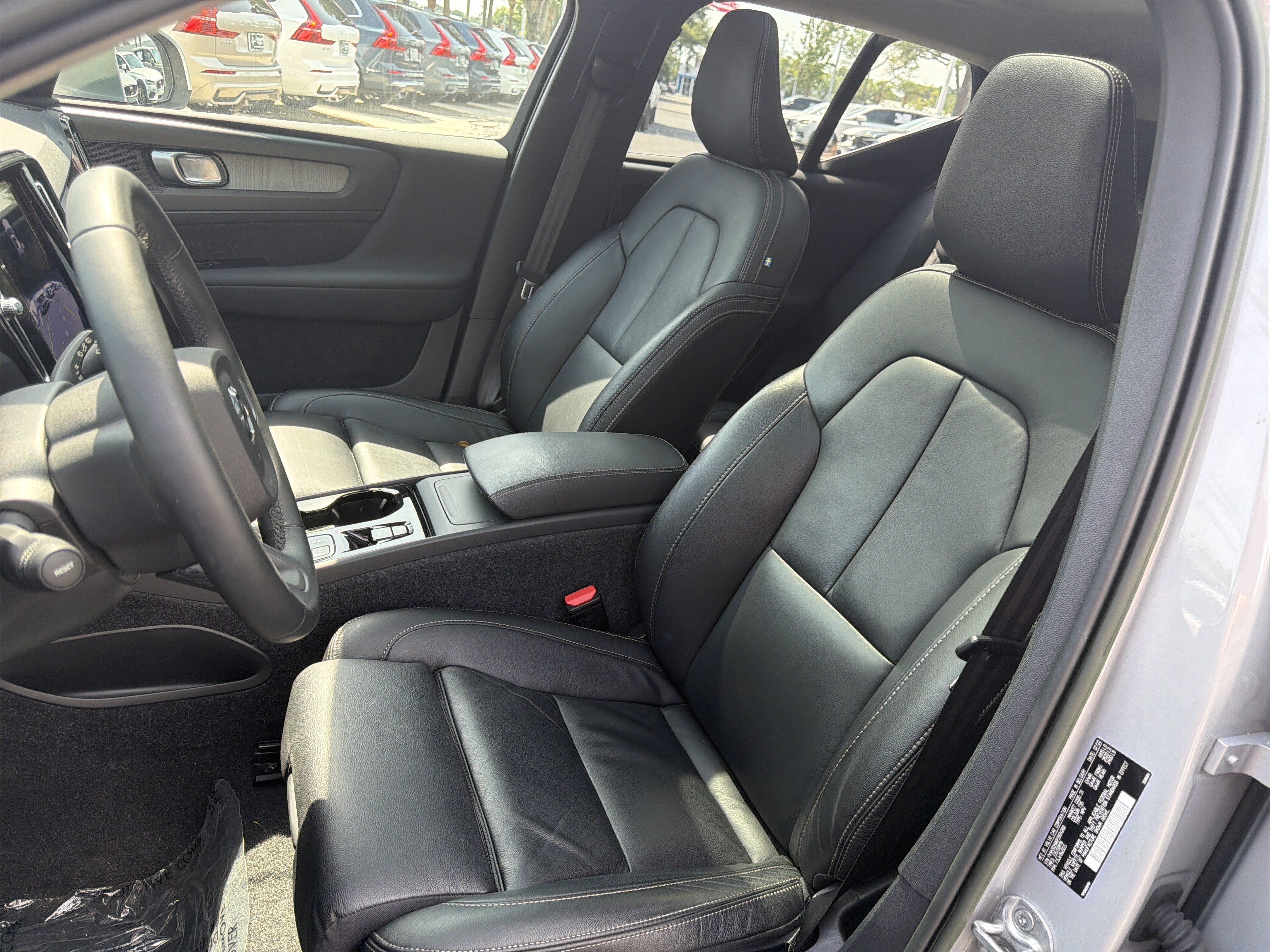Certified 2023 Volvo XC40 B4 Plus w/ Driver Assist Package FWD image 20