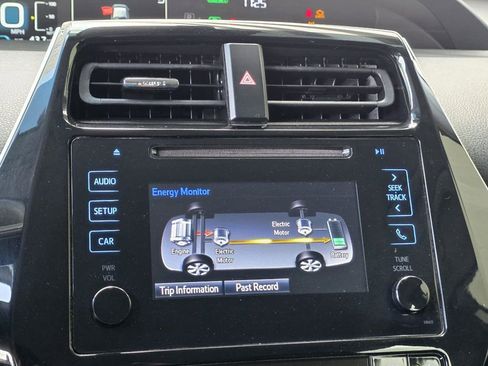Used 2019 Toyota Prius XLE image 13