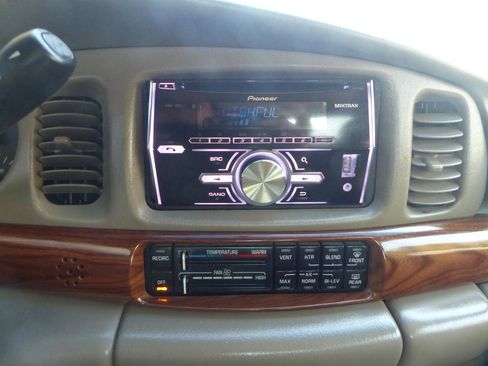 Used 2003 Buick Le Sabre Custom w/ Best Seller Package image 21