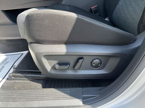Certified 2023 Nissan Rogue SV AWD/4WD image 19