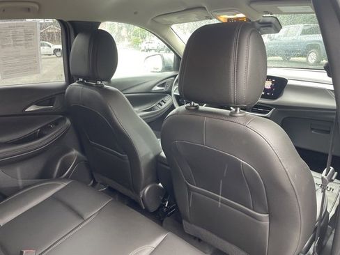 Used 2024 Buick Encore GX Sport Touring image 29
