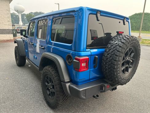 Used 2026 Jeep Wrangler Unlimited Sport AWD/4WD image 5