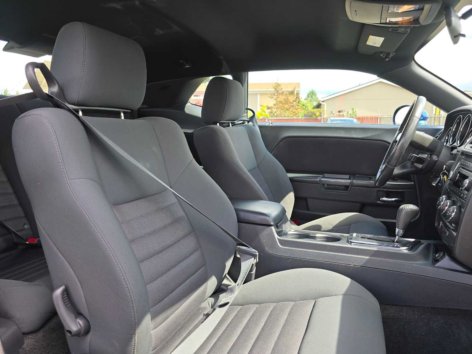 Used 2010 Dodge Challenger R/T RWD image 12