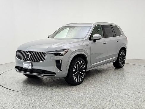 New 2026 Volvo XC90 T8 Plus AWD/4WD image 1