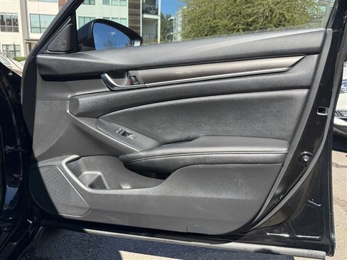 Used 2020 Honda Accord Sport image 19