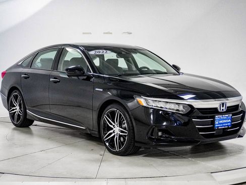 Used 2022 Honda Accord Touring image 13