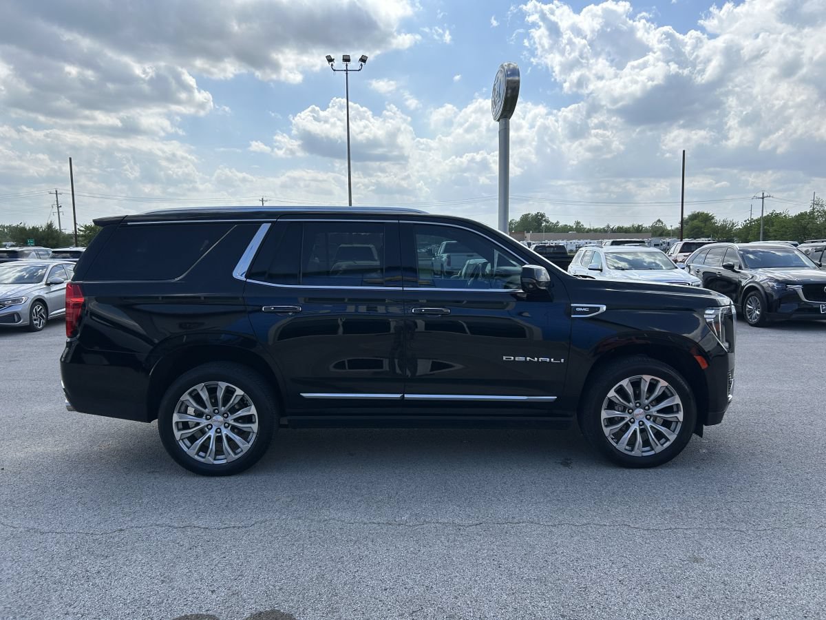 Used 2022 GMC Yukon Denali AWD/4WD image 4
