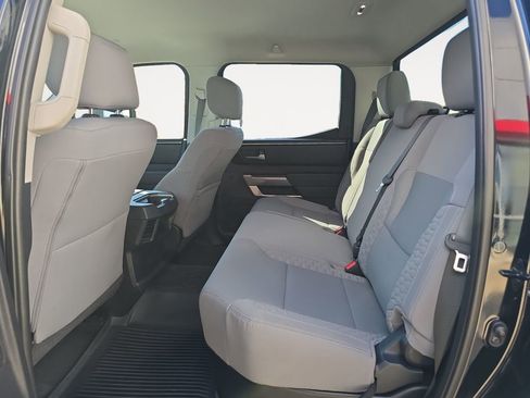 Used 2022 Toyota Tundra SR5 image 17