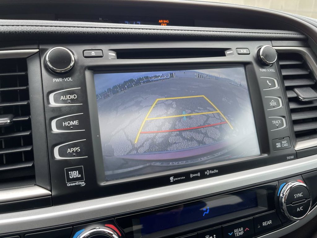 Used 2016 Toyota Highlander Limited FWD image 38