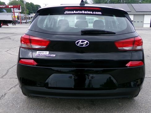 Used 2018 Hyundai Elantra GT image 8