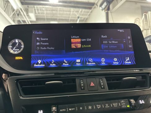 Used 2022 Lexus ES 300h F Sport image 53