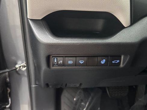 Certified 2021 Toyota RAV4 XLE Premium AWD/4WD image 25