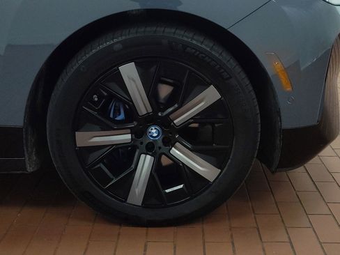 Used 2023 BMW iX xDrive50 w/ Ultimate Package 2 image 11