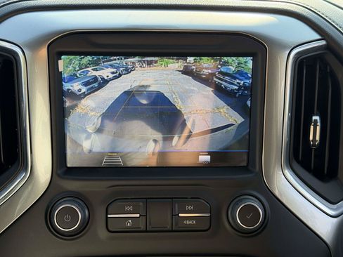 Certified 2022 Chevrolet Silverado 3500 LT w/ Convenience Package AWD/4WD image 21