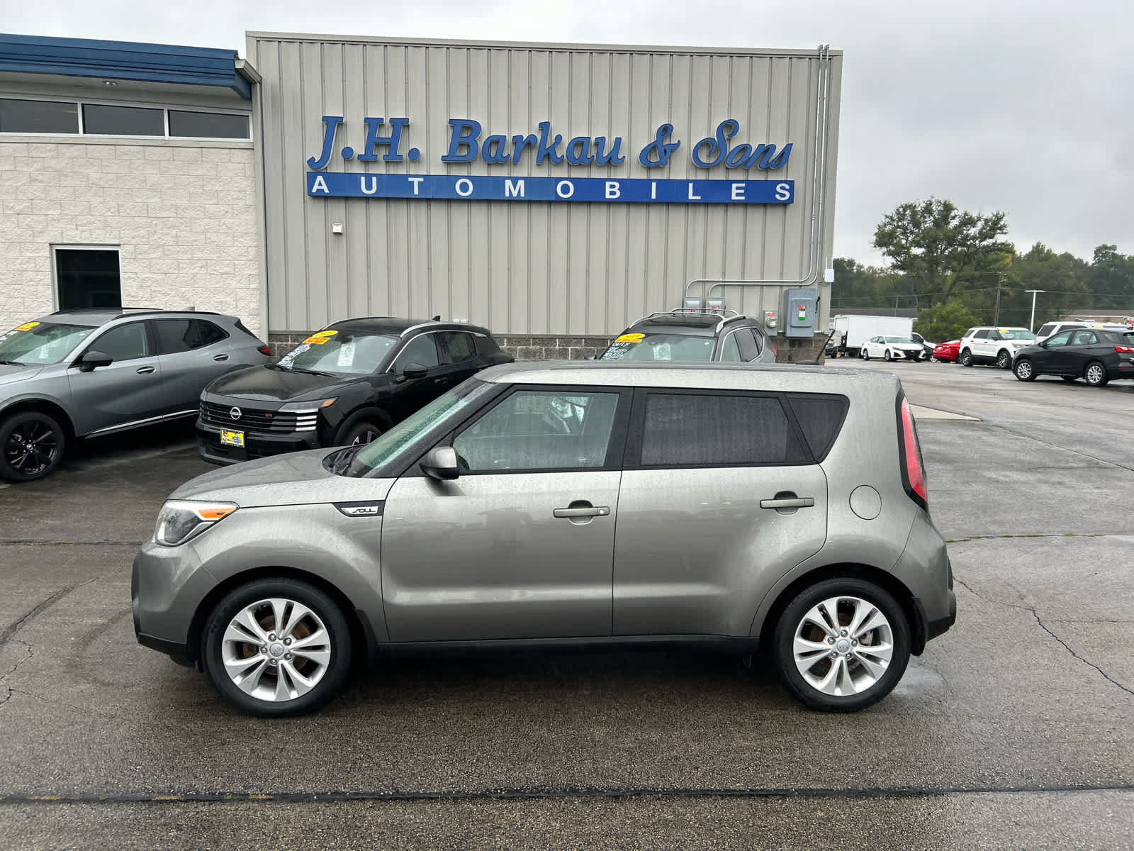 Used 2015 Kia Soul + FWD image 4