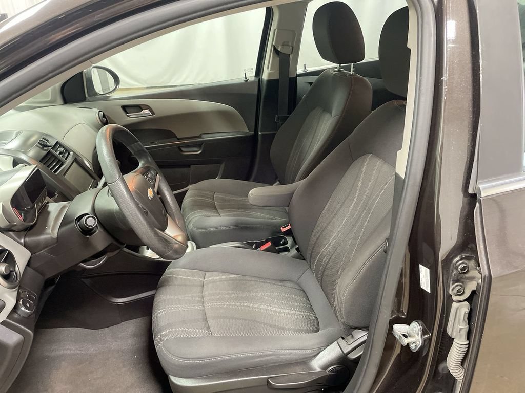 Used 2015 Chevrolet Sonic LT w/ Wheels and Fog Lamp Package FWD image 16