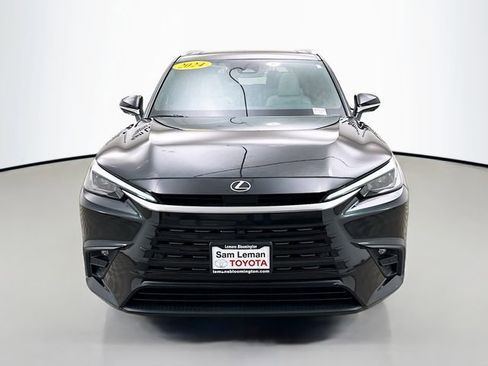 Used 2024 Lexus TX 350 AWD w/ Captains Chair Package image 2