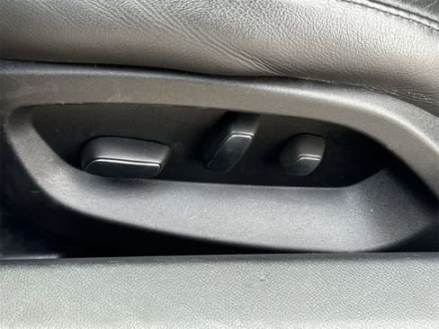 Used 2016 Chevrolet Corvette Z06 w/ 3LZ Preferred Equipment Group image 21