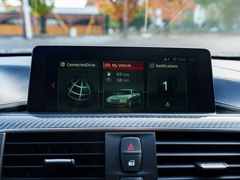 Used 2018 BMW M4 Coupe image 13