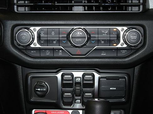 New 2026 Jeep Wrangler Unlimited Sport AWD/4WD image 19