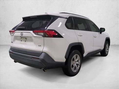 Certified 2020 Toyota RAV4 LE FWD image 5