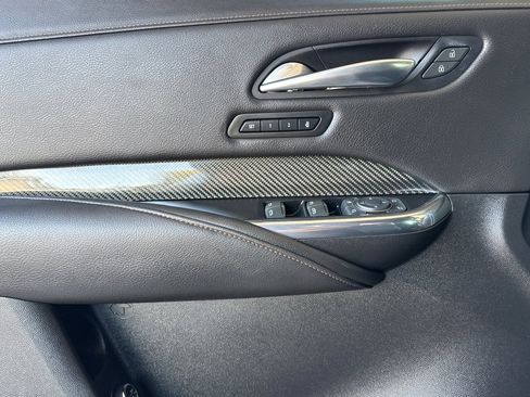 Used 2019 Cadillac XT4 Sport w/ Driver Awareness Package image 10