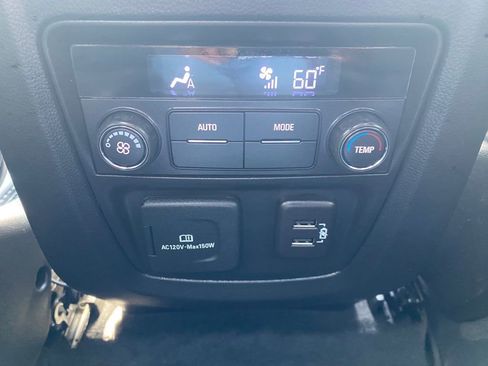 Used 2023 Buick Enclave Essence w/ Experience Buick Package AWD/4WD image 21