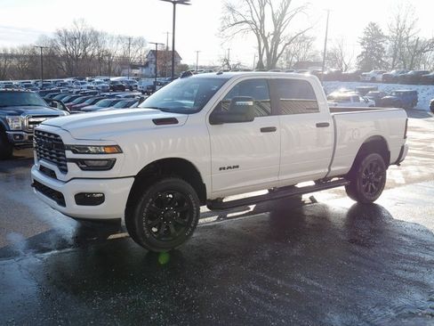 Used 2025 RAM 2500 Big Horn image 8