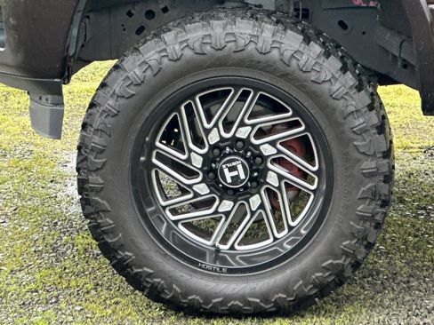 Used 2018 Ford F150 XLT w/ Equipment Group 302A Luxury image 25