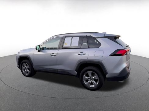 Used 2025 Toyota RAV4 XLE w/ Convenience Package image 10