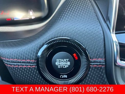 New 2026 Jeep Compass Trailhawk w/ Sun, Sound & Navigation Group AWD/4WD image 30